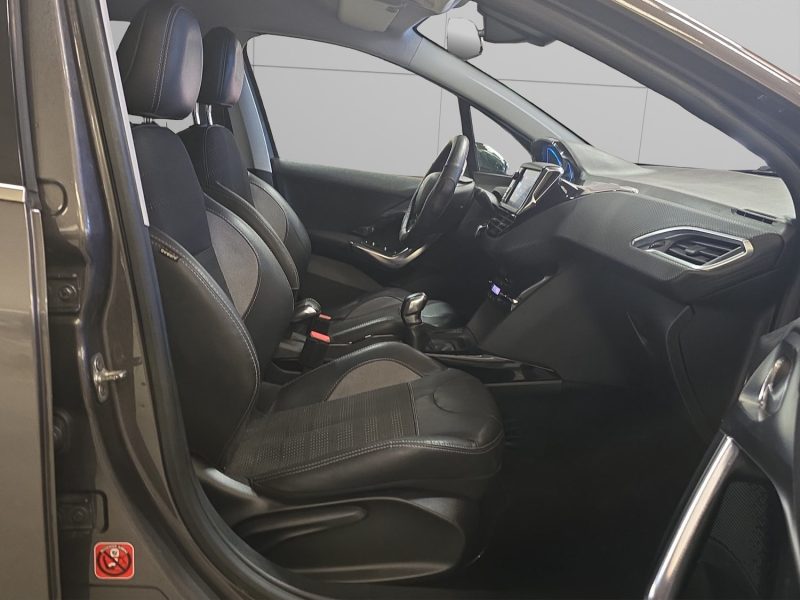 PEUGEOT 2008  1.2 ESSENCE 110 CV 2016