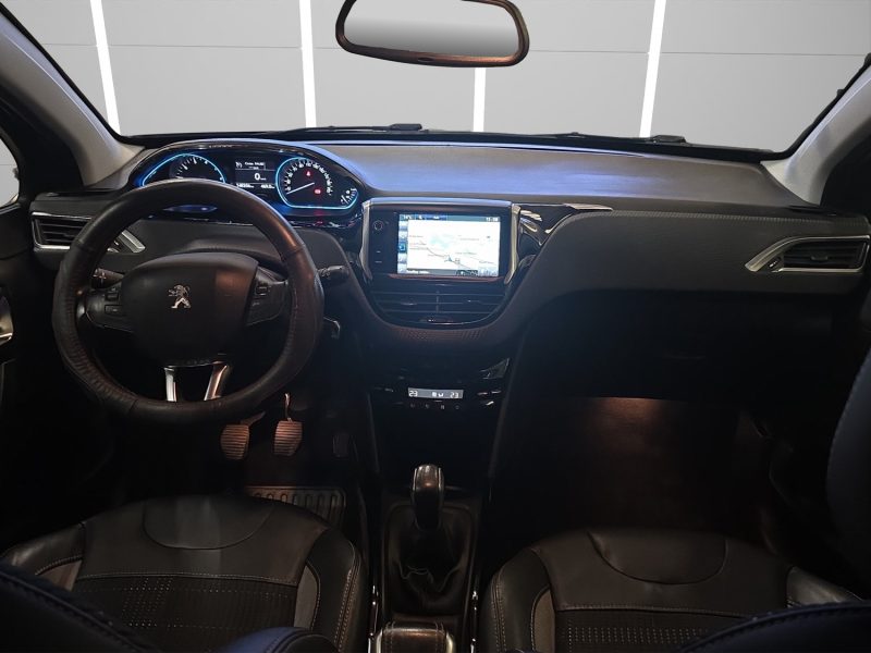 PEUGEOT 2008  1.2 ESSENCE 110 CV 2016