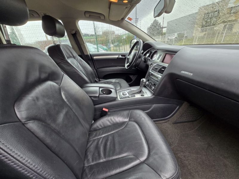 AUDI Q7 V6 3.0 TDI AMBIENTE 7P 2006