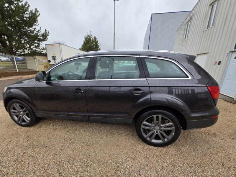 AUDI Q7 V6 3.0 TDI AMBIENTE 7P 2006