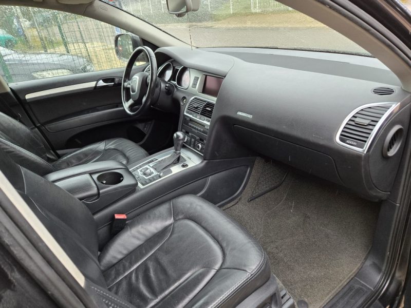 AUDI Q7 V6 3.0 TDI AMBIENTE 7P 2006