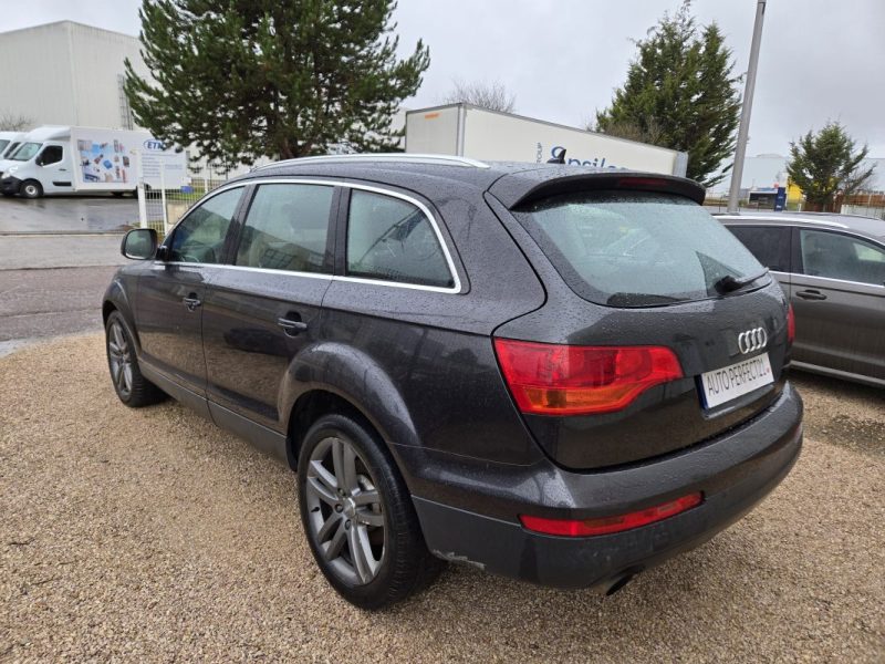 AUDI Q7 V6 3.0 TDI AMBIENTE 7P 2006