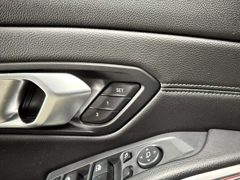 B.M.W. SERIE 3 330E HYBRIDE RECHARGEABLE  (G20) 292CH LUXURY XDRIVE 