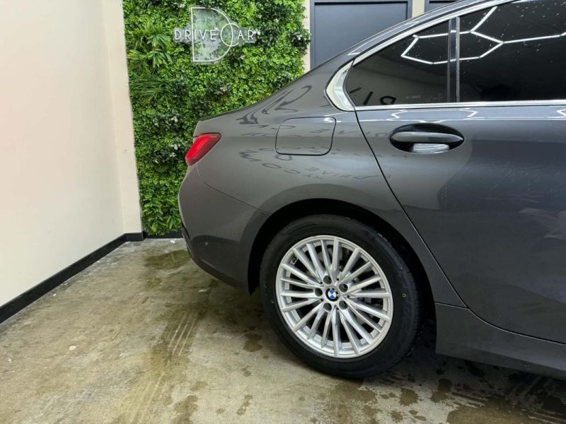 B.M.W. SERIE 3 330E HYBRIDE RECHARGEABLE  (G20) 292CH LUXURY XDRIVE 