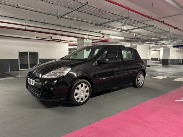 RENAULT CLIO III AUTHENTIQUE 1.5DCI 70 2010