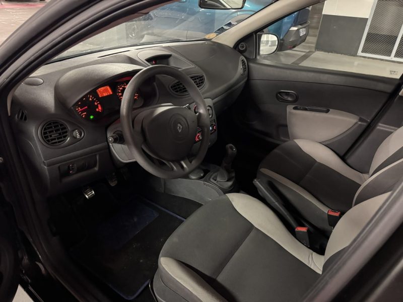 RENAULT CLIO III AUTHENTIQUE 1.5DCI 70 2010