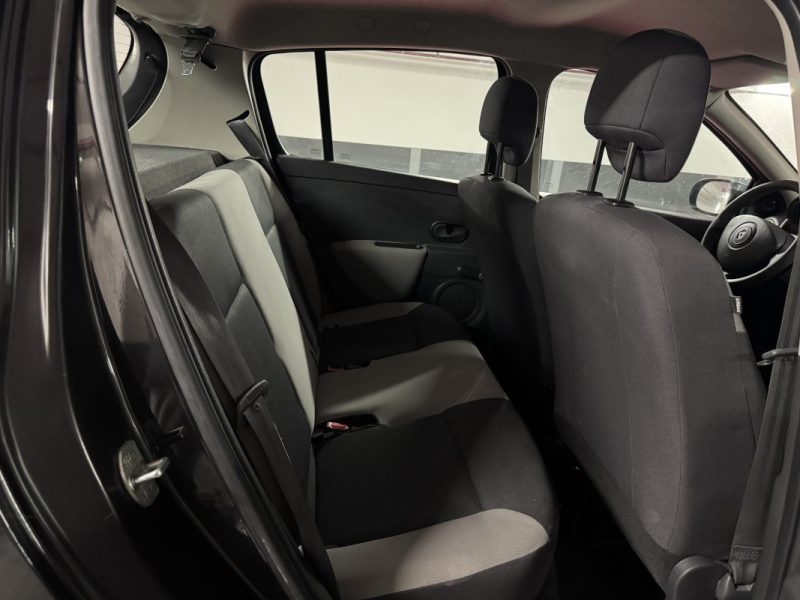 RENAULT CLIO III AUTHENTIQUE 1.5DCI 70 2010