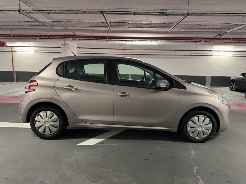 PEUGEOT 208 1.4 HDI 70 cv ACCESS 5P 2013