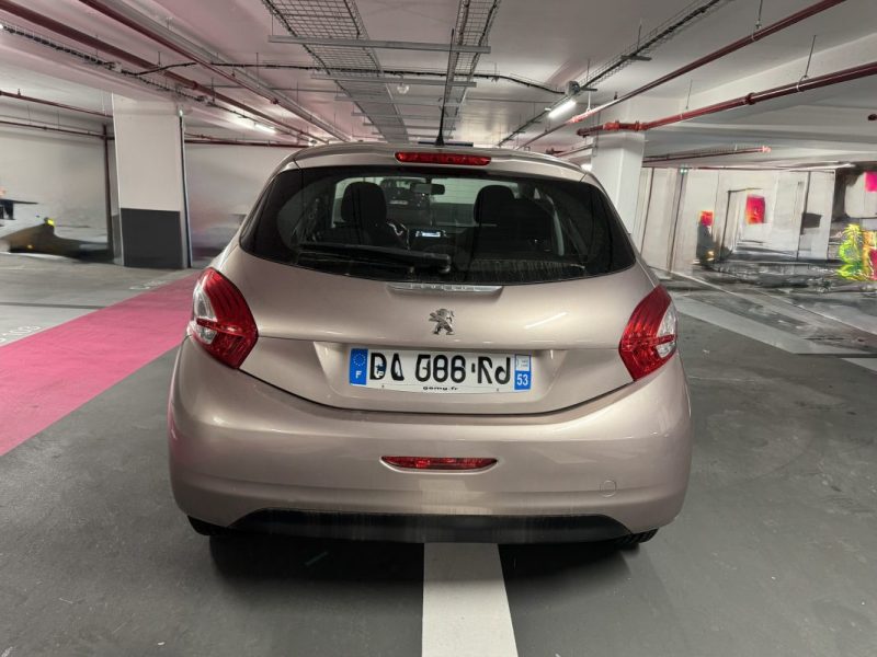 PEUGEOT 208 1.4 HDI 70 cv ACCESS 5P 2013