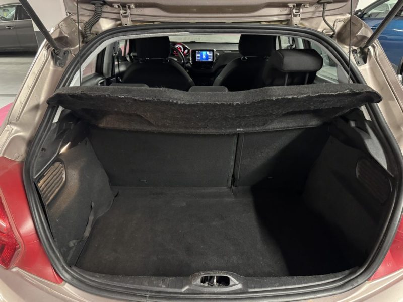 PEUGEOT 208 1.4 HDI 70 cv ACCESS 5P 2013