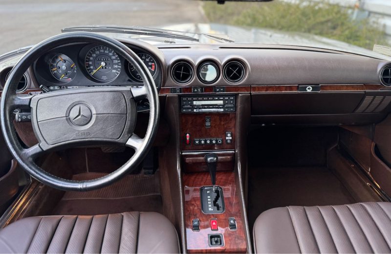 MERCEDES 560 SL R107 