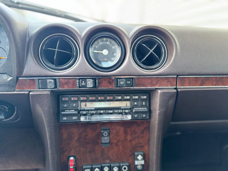 MERCEDES 560 SL R107 