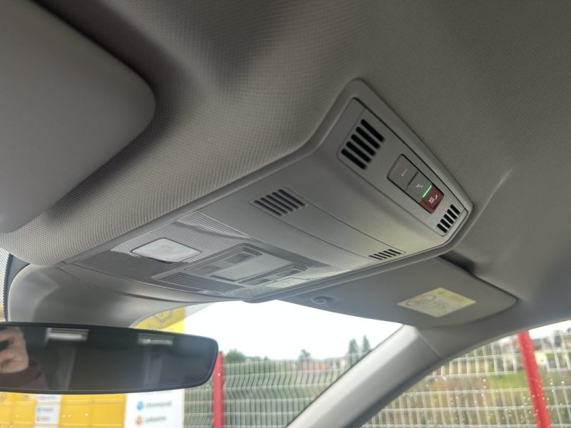 VOLKSWAGEN T-CROSS R-Line Tsi 110 Ch Gps / Garantie 12 mois