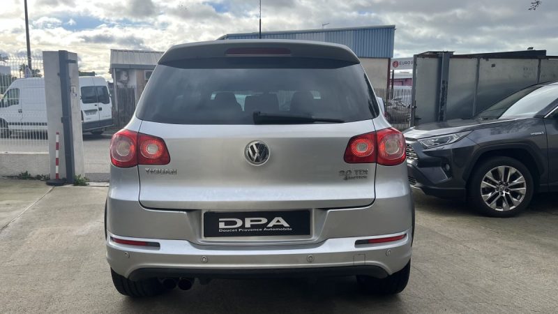 VOLKSWAGEN TIGUAN 2.0 TDI 140CH R'line 4 MOTION R-Line DSG7 2011