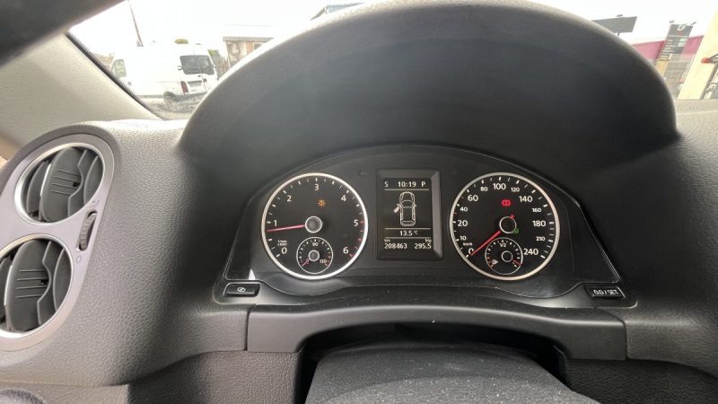 VOLKSWAGEN TIGUAN 2.0 TDI 140CH R'line 4 MOTION R-Line DSG7 2011