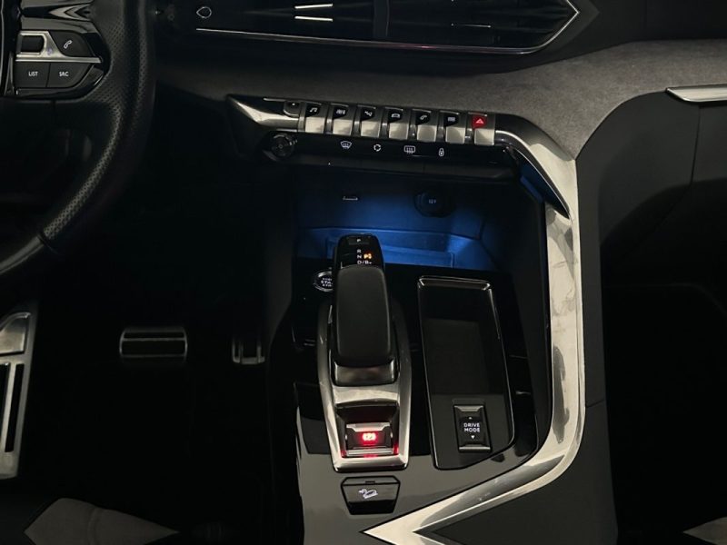 PEUGEOT 3008 GT 300CV BVA8 ATTELAGE 2021