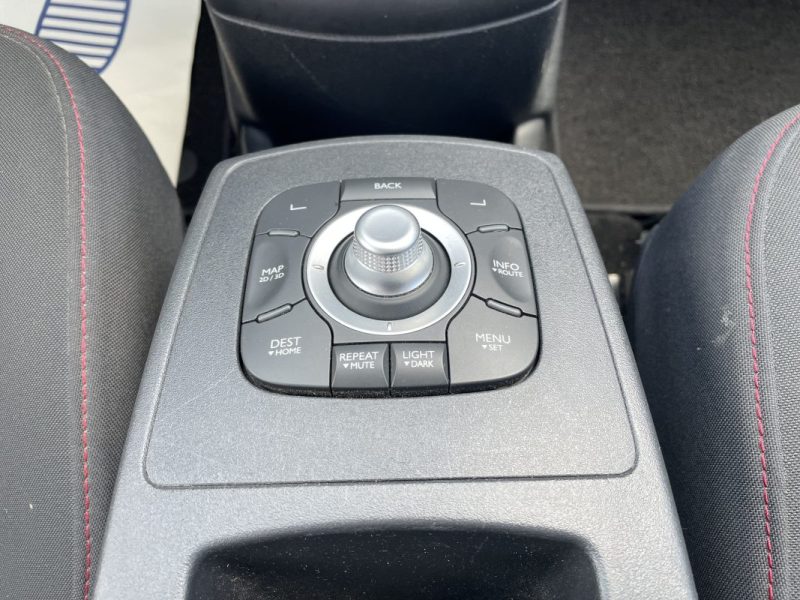 RENAULT SCENIC 1.5 DCI 110CH  2012