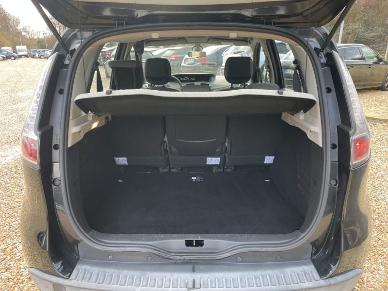 RENAULT SCENIC 1.5 DCI 110CH  2012