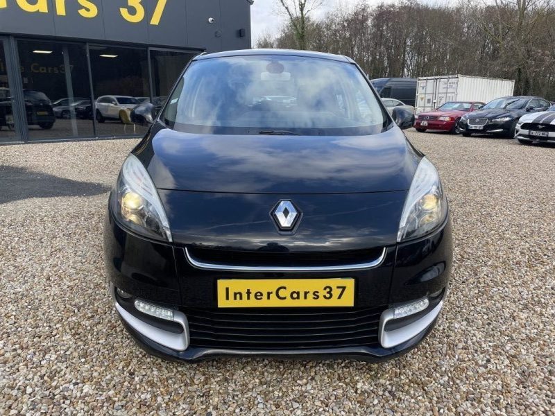 RENAULT SCENIC 1.5 DCI 110CH Phase 2 - Familiale économique 