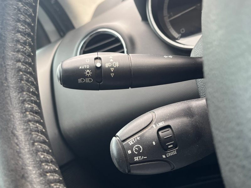 PEUGEOT 308 1.6 HDI 110CV FINITION FELINE - GARANTIE 6 MOIS - ENTRETIENS OK  