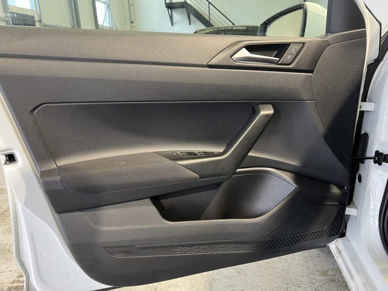 VOLKSWAGEN POLO VI 1.0 MPI 80CH / APPLE CARPLAY & ANDROÏD AUTO / 1ÈRE MAIN