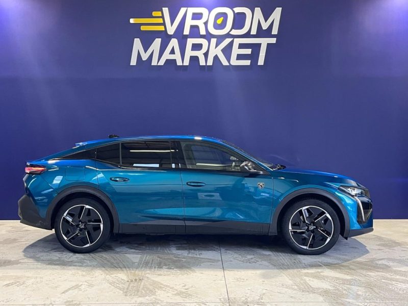 PEUGEOT 408 PHEV 225CH GT E-EAT8 *** ÉTAT PROCHE DU NEUF / CAMÉRA DE RECUL / HAYON ÉLECTRIQUE ***