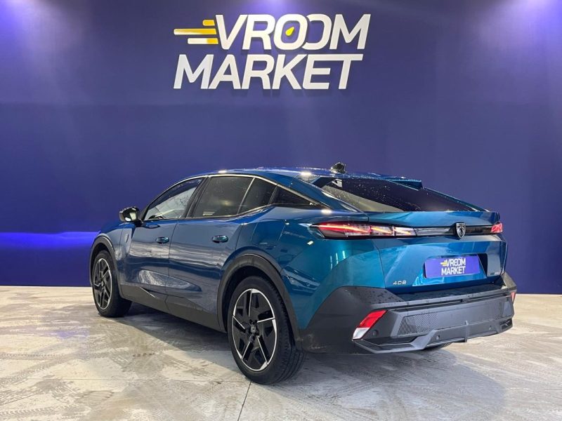 PEUGEOT 408 PHEV 225CH GT E-EAT8 *** ÉTAT PROCHE DU NEUF / CAMÉRA DE RECUL / HAYON ÉLECTRIQUE ***