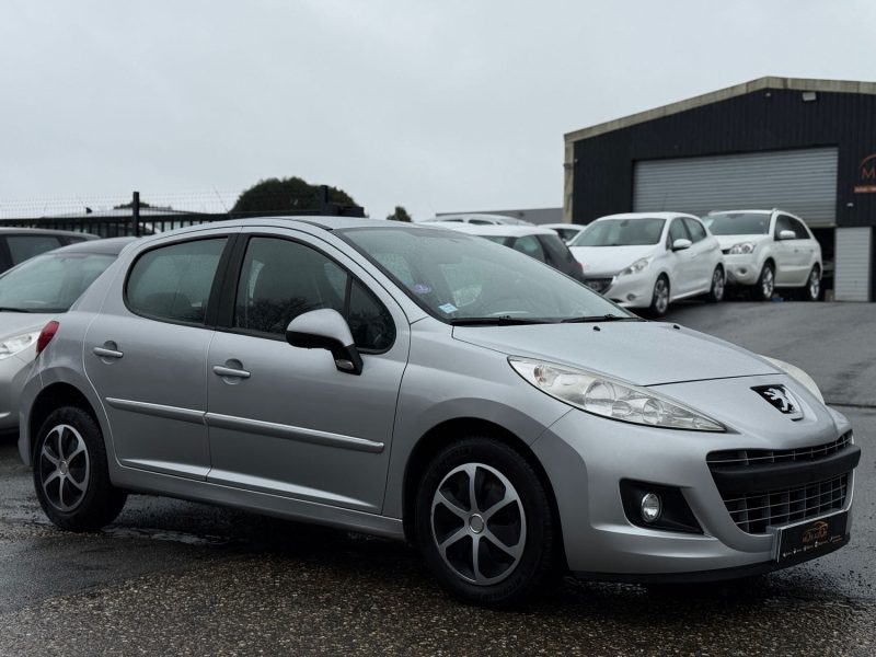 PEUGEOT 207 1.4 VTi 95 ch ACTIVE – CLIM – REGULATEUR/LIMITEUR – Révisée & Garantie 6 mois