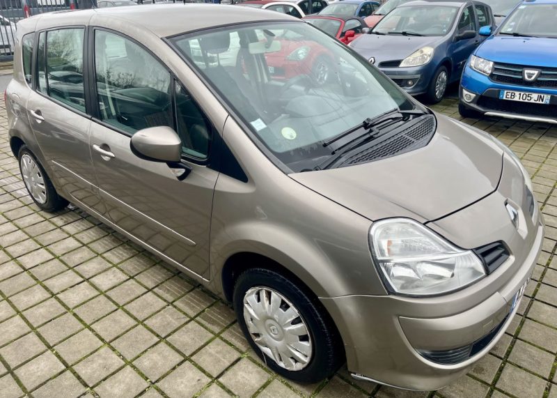 RENAULT MODUS GRAND 1.2 80 EXPRESSION QUICKSHIFT 2010