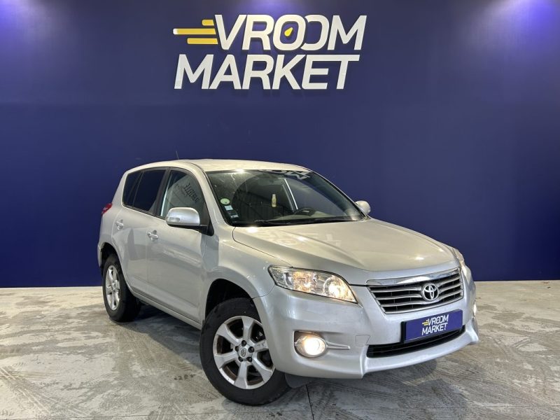 TOYOTA RAV 4 2.2 D 150 LIFE 2WD TRÈS BON ÉTAT