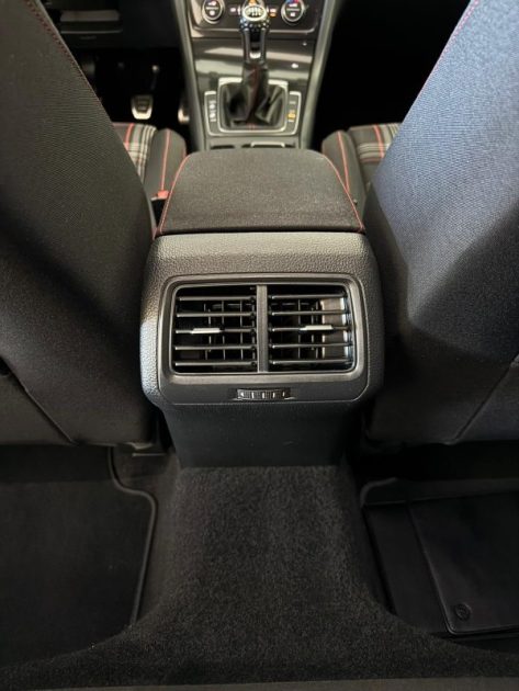 VOLKSWAGEN GOLF VII 2.0 TSI 220CH GTI - Chaine de distribution - Entretient complet volkswagen 