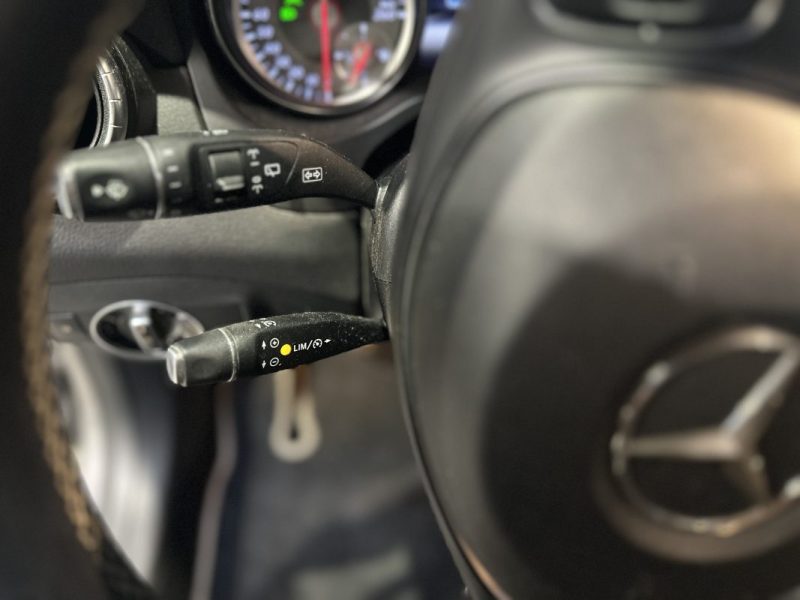 MERCEDES-BENZ CLA Shooting Brake 200d Selection 7G-DCT - Toit Ouvrant - SUIVI COMPLET MERCEDES