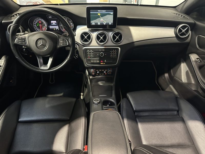 MERCEDES-BENZ CLA Shooting Brake 200d Selection 7G-DCT - Toit Ouvrant - SUIVI COMPLET MERCEDES