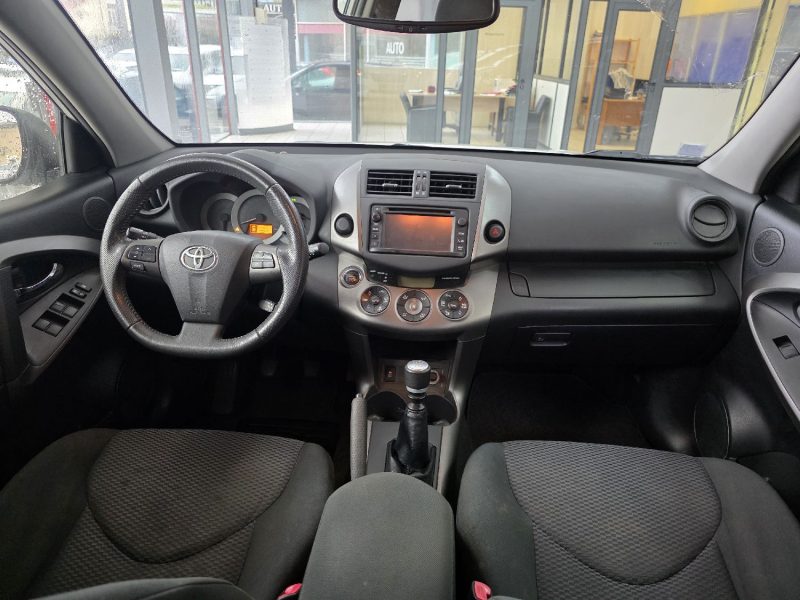 TOYOTA RAV4 150 D-4D FAP LOUNGE 4WD ANNEE 2013 227000KM