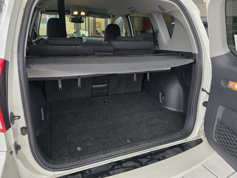 TOYOTA RAV4 150 D-4D FAP LOUNGE 4WD ANNEE 2013 227000KM