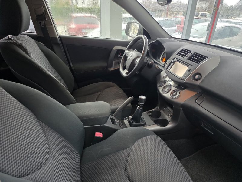 TOYOTA RAV4 150 D-4D FAP LOUNGE 4WD ANNEE 2013 227000KM