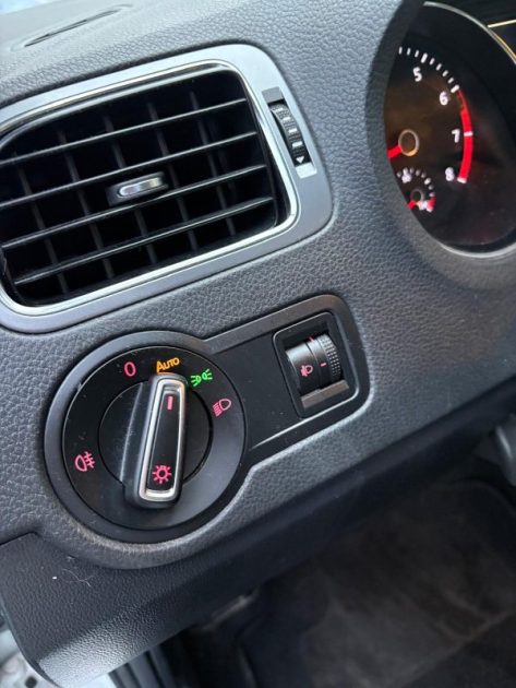 VOLKSWAGEN POLO 1.0 60CH ALLSTAR 5P 2016