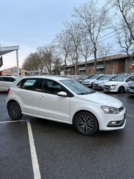 VOLKSWAGEN POLO 1.0 60CH ALLSTAR 5P 2016