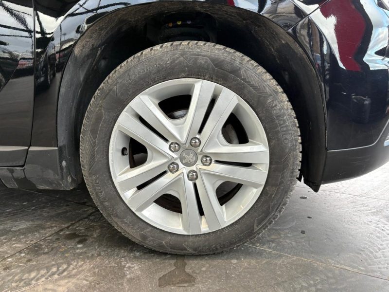 Peugeot 2008 II 1.6 BlueHDi 100ch 🚙 Style ✨ CarPlay 📱 Radar 🔊 Reprise 🔄 Garantie 🛡️