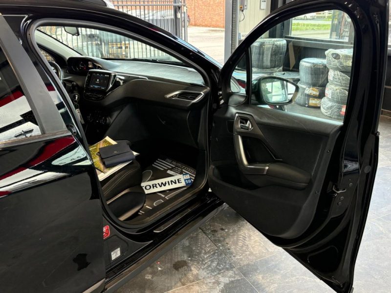 Peugeot 2008 II 1.6 BlueHDi 100ch 🚙 Style ✨ CarPlay 📱 Radar 🔊 Reprise 🔄 Garantie 🛡️
