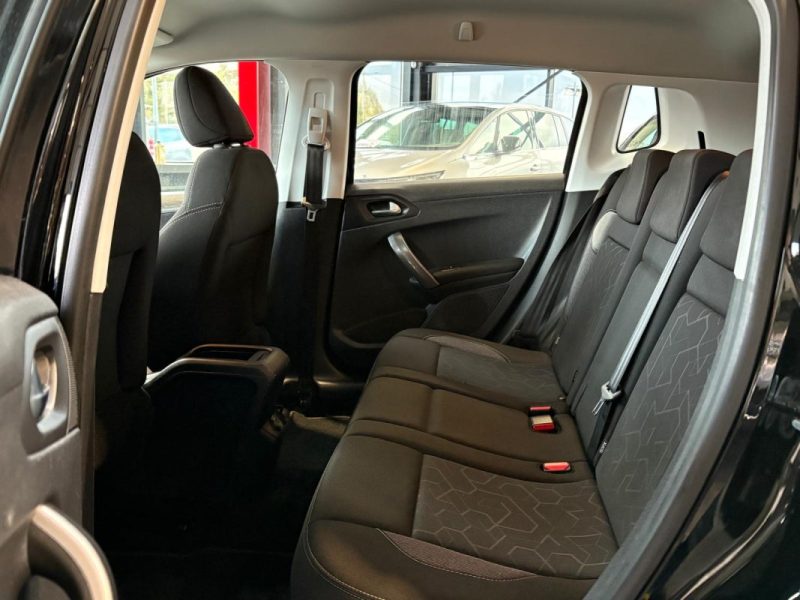 Peugeot 2008 II 1.6 BlueHDi 100ch 🚙 Style ✨ CarPlay 📱 Radar 🔊 Reprise 🔄 Garantie 🛡️