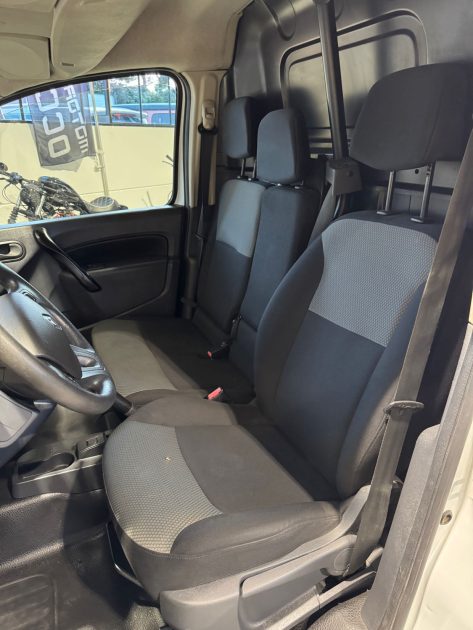RENAULT KANGOO  1.5 BLUE DCI 95CV  3 PLACES TVA 