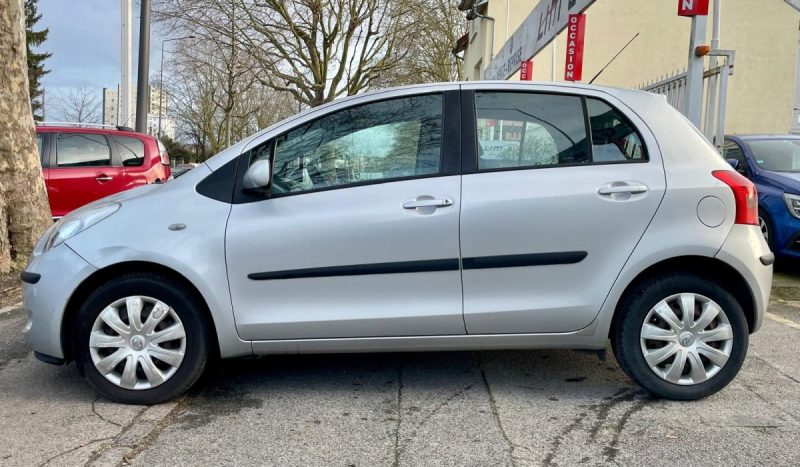 TOYOTA YARIS 1.4 D-4D 90 CONFORT 