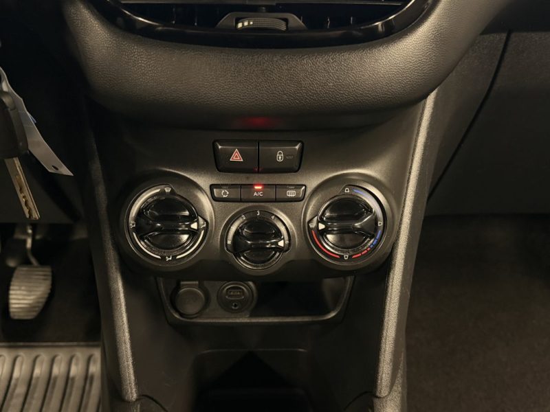 PEUGEOT 208 1.2 VTI 82 Cv 5 PORTES / 52 500 Kms CRIT AIR 1 - GARANTIE 1 AN
