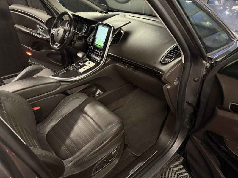 RENAULT GRAND ESPACE 5 V INTENS 1.6 DCI 160 7 PLACES BOITE AIUTOMATIQUE CUIR ATTELAGE Garantie 1 an