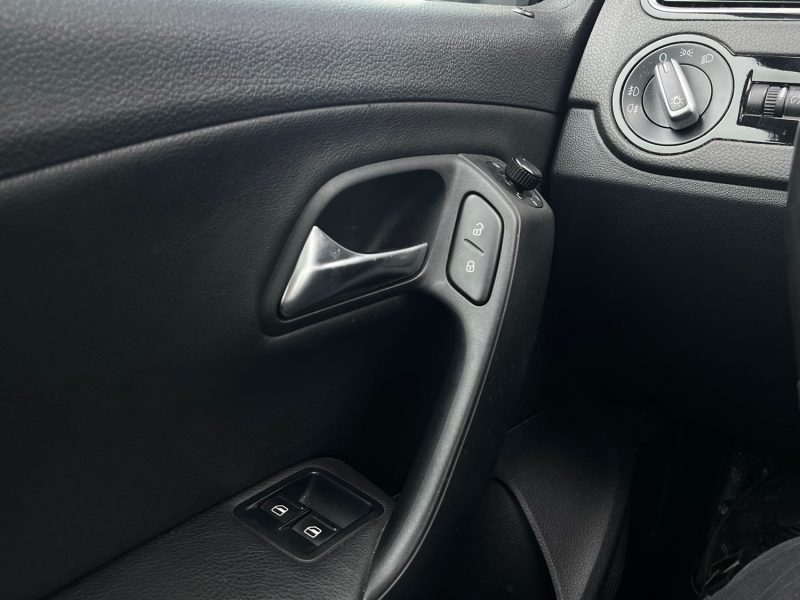 VOLKSWAGEN POLO GTI 1.4 TSI 180 CH DSG7 - FACTURE DISPONIBLE - GARANTIE 6 MOIS - EMBRAYAGE NEUF 