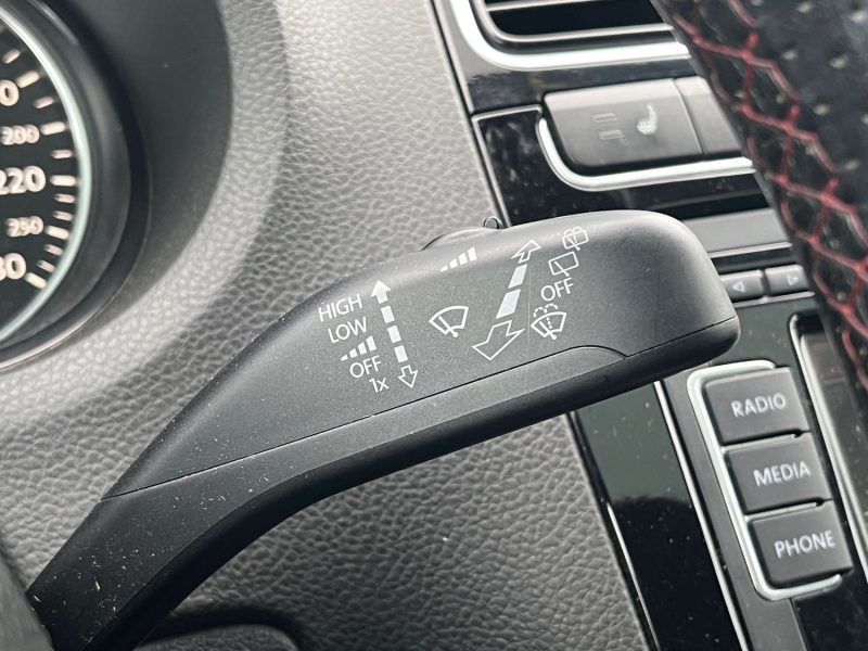 VOLKSWAGEN POLO GTI 1.4 TSI 180 CH DSG7 - FACTURE DISPONIBLE - GARANTIE 6 MOIS - EMBRAYAGE NEUF 