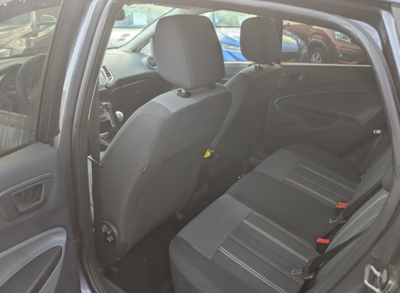 FORD FIESTA 1.2 82 CV CLIMATISATION  2009