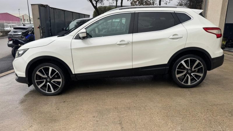 NISSAN QASHQAI 2 1.5 DCI 110CH FULL OPTIONS TEKNA