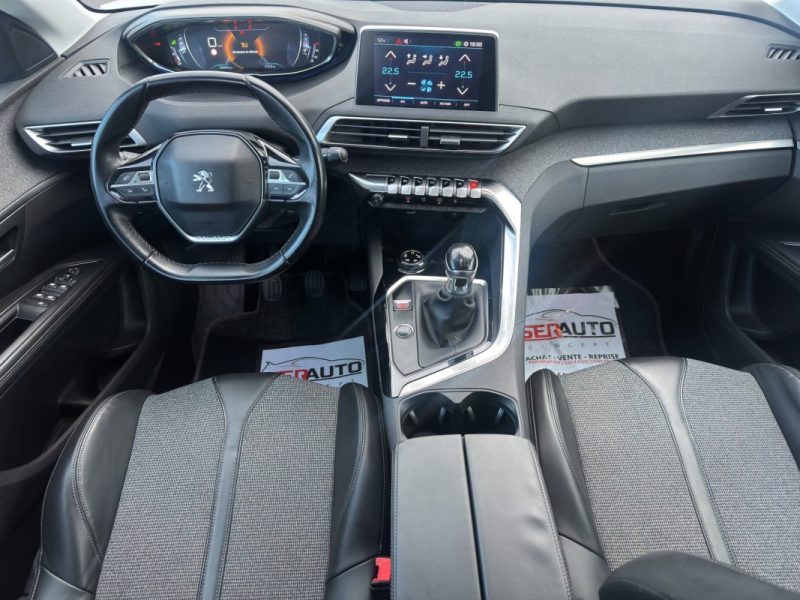 PEUGEOT 5008 II 1.5 BLUEHDI 130CH S&S ALLURE - 7 PLACES